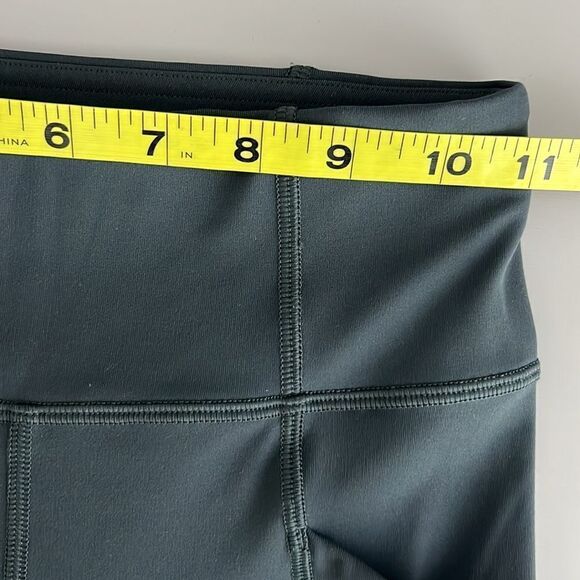 Lululemon Time To Sweat Crop *23" Melanite Size 2 - Picture 11 of 14